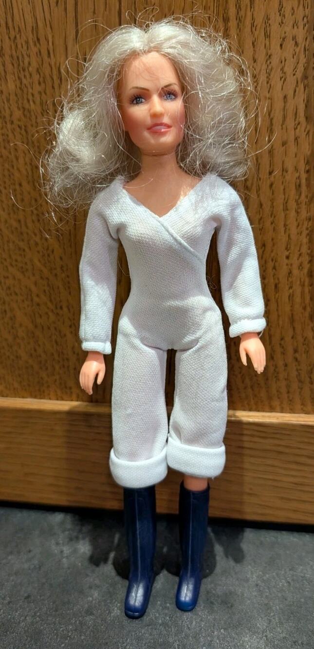 Vintage Hasbro Charlie's Angels Jill Farrah Fawcett Doll Figure 1977 w Jumpsuit